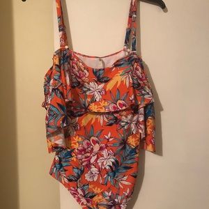 Ladies Charla Russe size 1X bathing suit floral